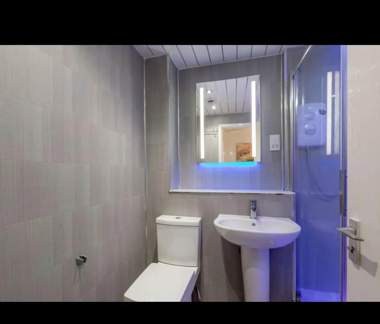 Apartment Hermitage Park Edinburgh United Kingdom